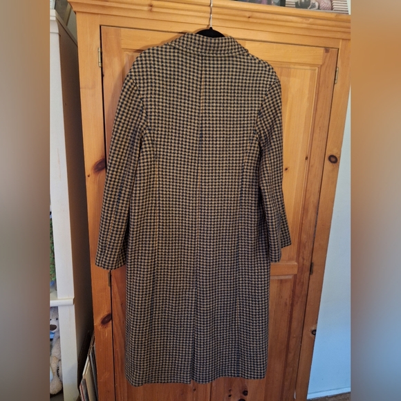 Zara Midi Coat. - Picture 2 of 3